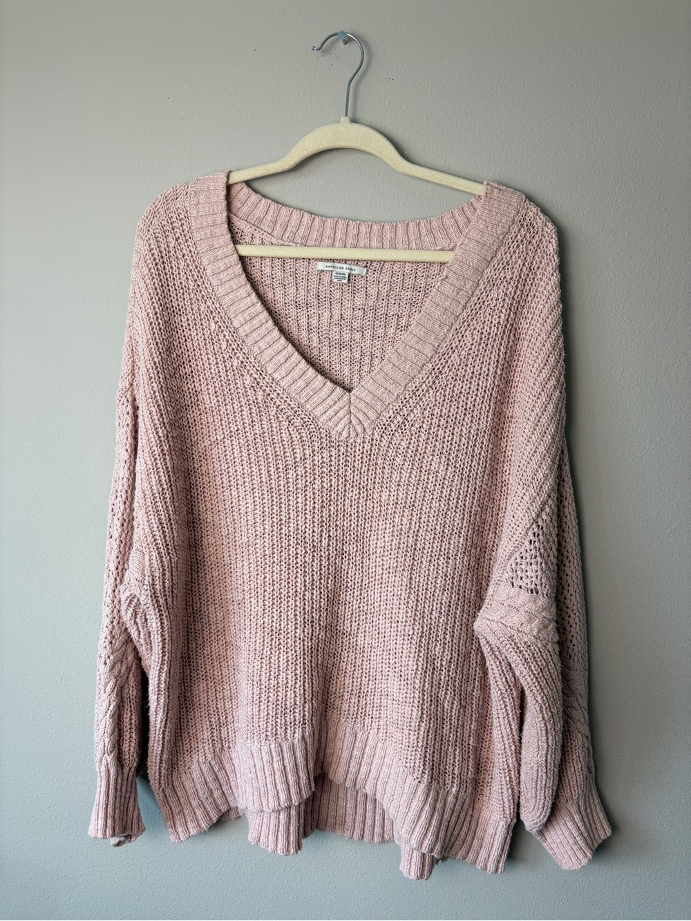 American Eagle Light Pink 100% Cotton Knit V-Neck Sweater Size XL